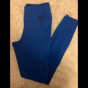 Nike dri fit training leggings size medium